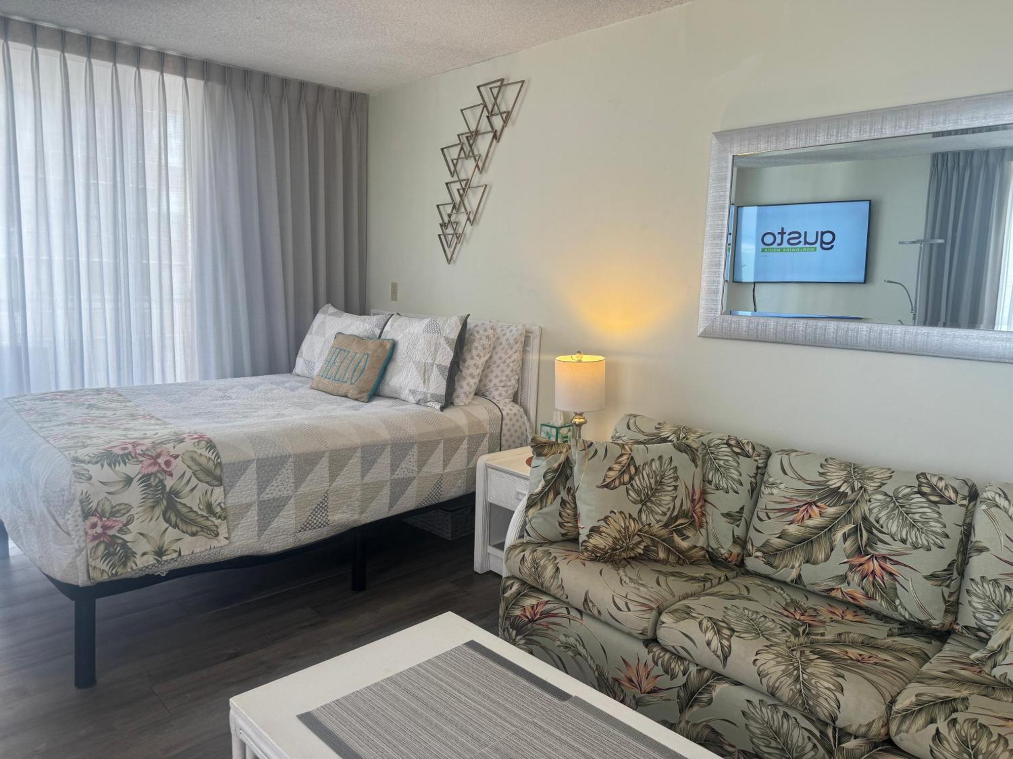 Tropical Studios At Marine Surf Waikiki - Free Parking - Best Location - Full Kitchen - Swimming Pool Honolulu Exterior foto