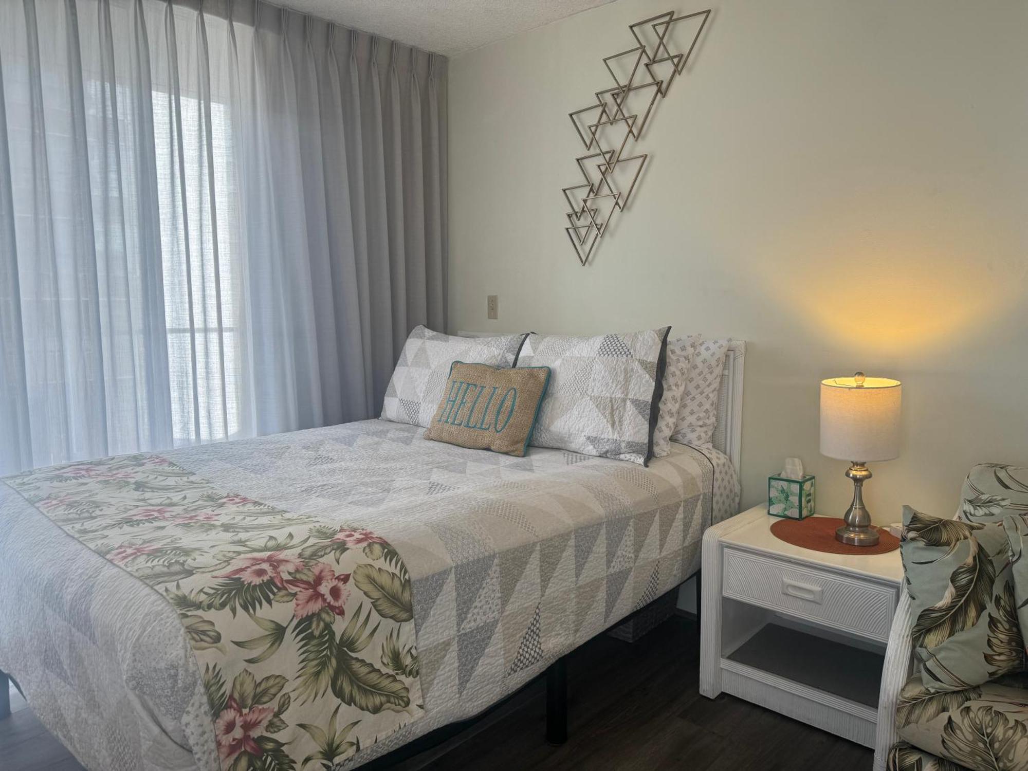 Tropical Studios At Marine Surf Waikiki - Free Parking - Best Location - Full Kitchen - Swimming Pool Honolulu Exterior foto