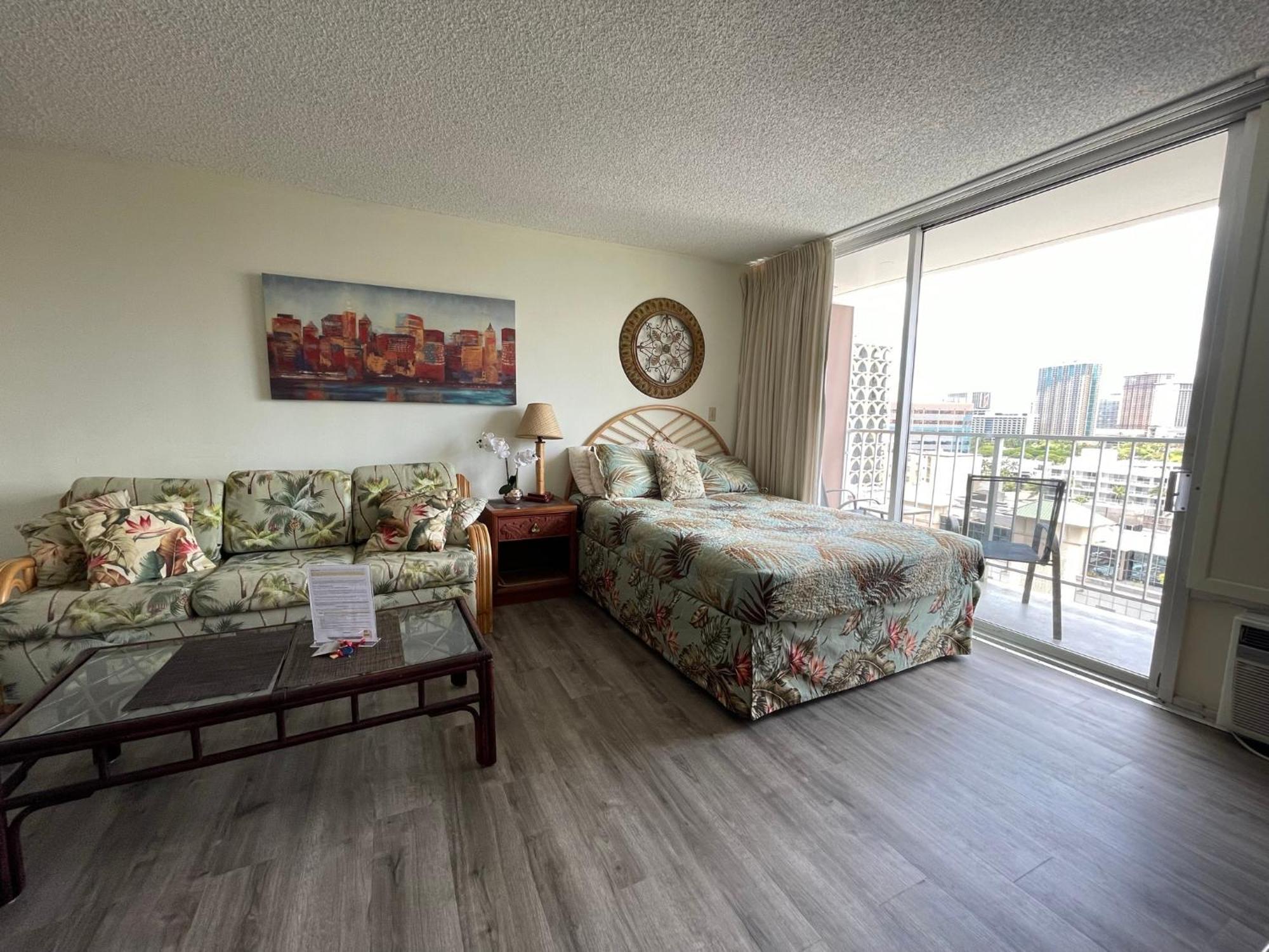 Tropical Studios At Marine Surf Waikiki - Free Parking - Best Location - Full Kitchen - Swimming Pool Honolulu Exterior foto