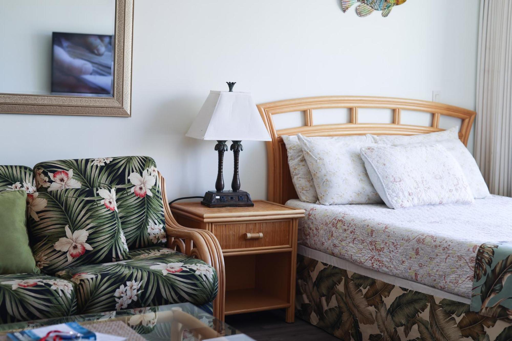 Tropical Studios At Marine Surf Waikiki - Free Parking - Best Location - Full Kitchen - Swimming Pool Honolulu Exterior foto