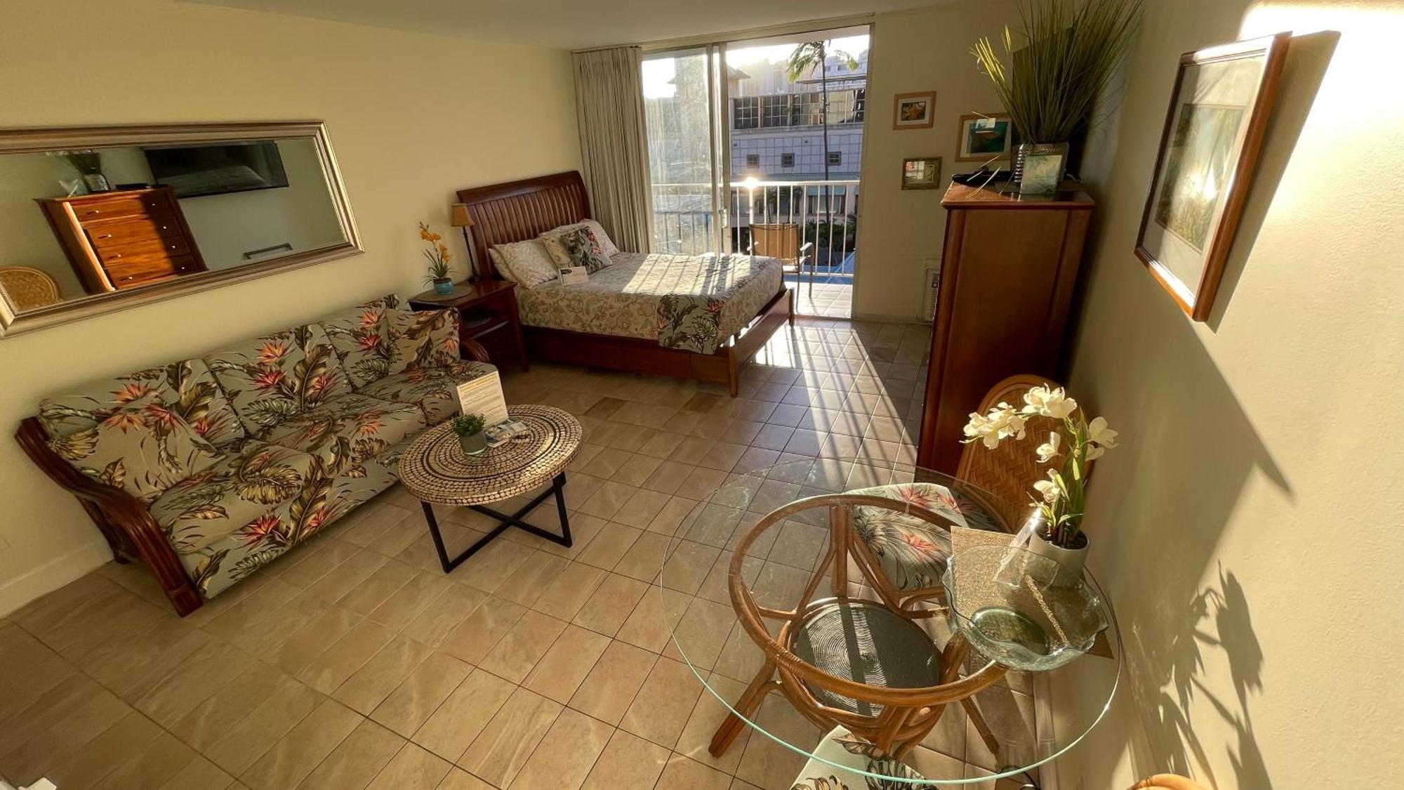Tropical Studios At Marine Surf Waikiki - Free Parking - Best Location - Full Kitchen - Swimming Pool Honolulu Exterior foto