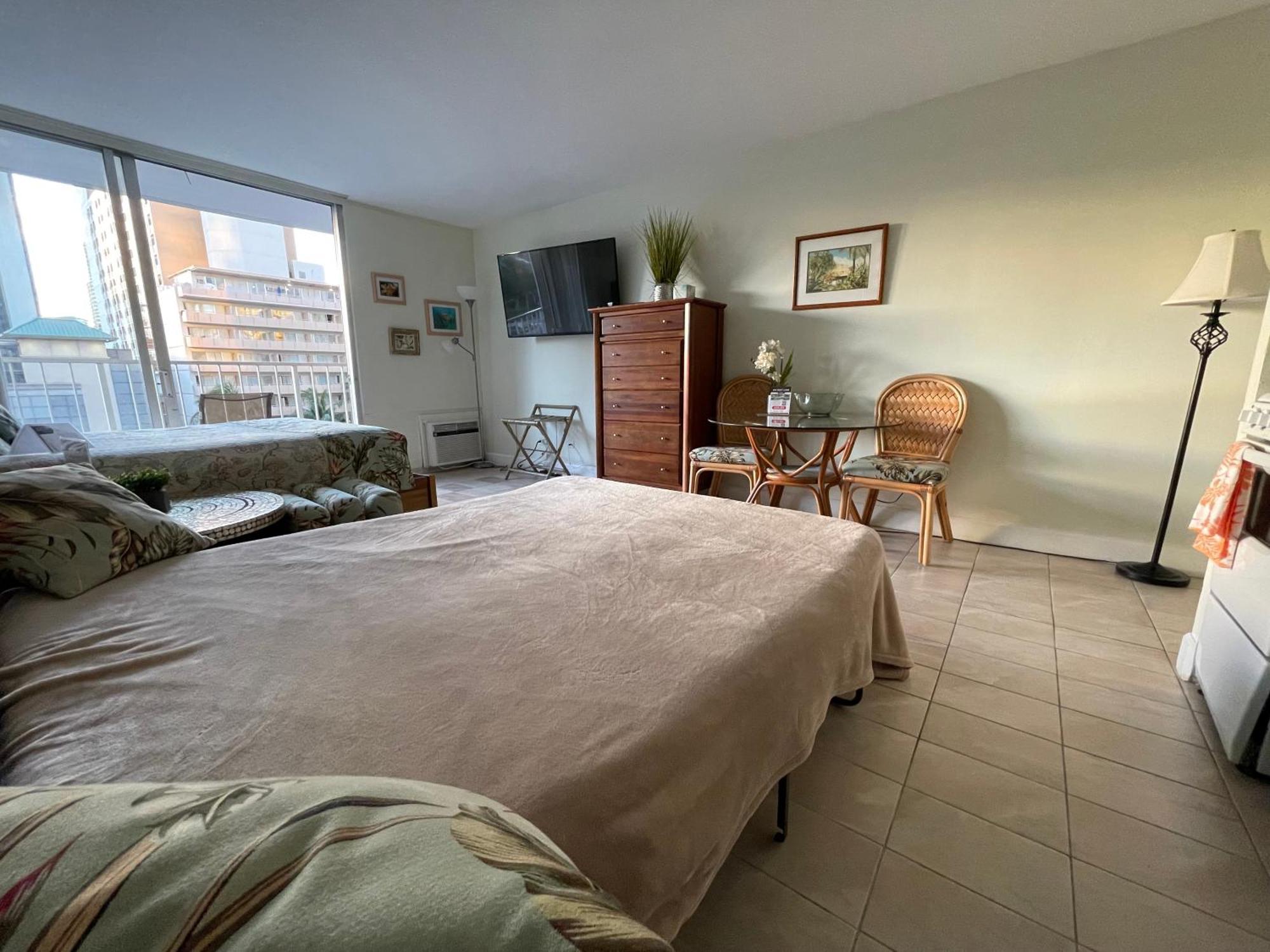 Tropical Studios At Marine Surf Waikiki - Free Parking - Best Location - Full Kitchen - Swimming Pool Honolulu Exterior foto